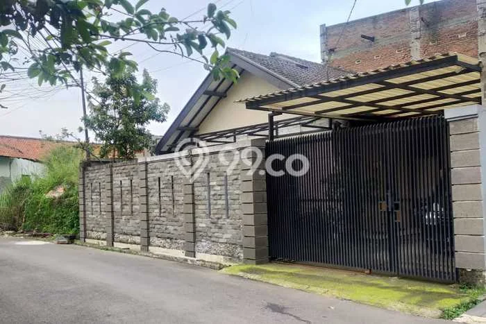 Hunian Mewah LB 440m2 Siap Pakai Desain Elegan di Cijerah, Bandung Hunian Mewah LB 440m2 Siap Pakai Desain Elegan di Cijerah, Bandung