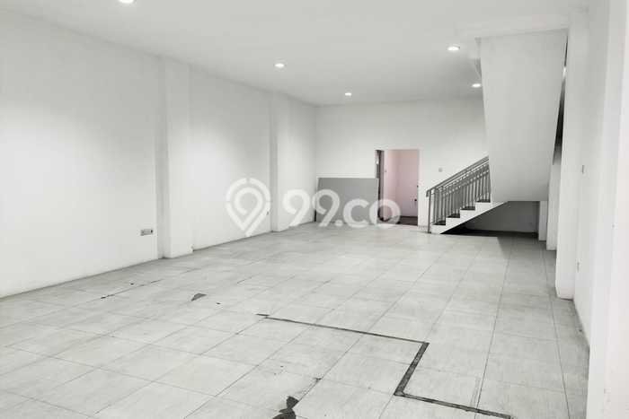 Ruko Bagus Dijual LB 180m2 Lokasi Strategis Bandung Area Cocok untuk Bisnis Ruko Bagus Dijual LB 180m2 Lokasi Strategis Bandung Area Cocok untuk Bisnis