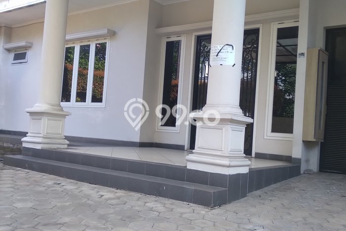 For Sale! Luxury House LT 316m2 Desain Elegan di Pondok Indah For Sale! Luxury House LT 316m2 Desain Elegan di Pondok Indah