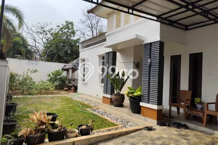 Rumah Mewah LB 250m2 Siap Pakai Desain Elegan di Harapan Indah, Bekasi Rumah Mewah LB 250m2 Siap Pakai Desain Elegan di Harapan Indah, Bekasi