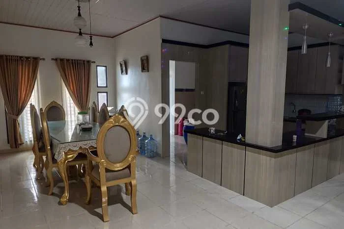 Rumah Mewah LB 250m2 Siap Pakai Desain Elegan di Harapan Indah, Bekasi Rumah Mewah LB 250m2 Siap Pakai Desain Elegan di Harapan Indah, Bekasi