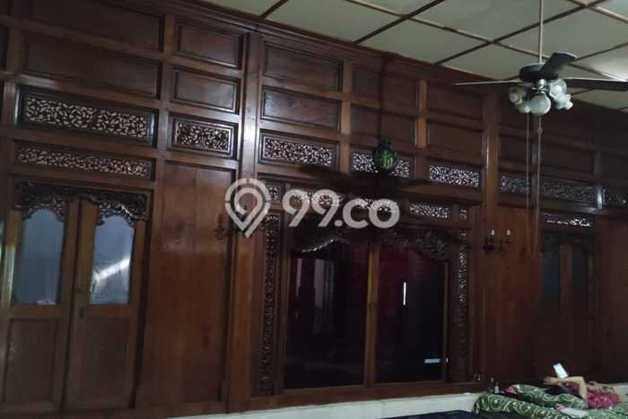 Rumah Terawat area Laweyan, Surakarta, LT 1007m2m², Luas Bangunan 700m2m² Rumah Terawat area Laweyan, Surakarta, LT 1007m2m², Luas Bangunan 700m2m²