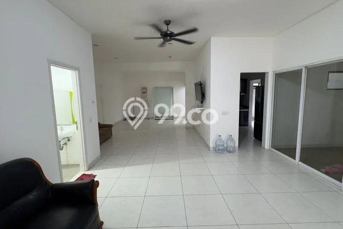 Disewakan Segera Rumah Kondisi Bagus di Area Cakung, Jakarta Timur Disewakan Segera Rumah Kondisi Bagus di Area Cakung, Jakarta Timur