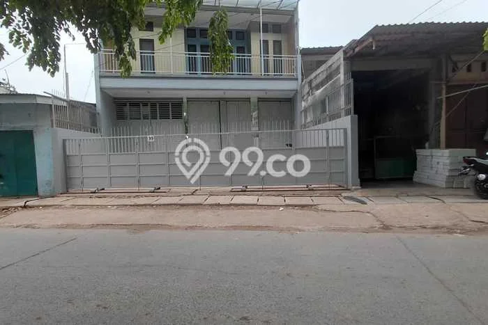 Disewakan Ruko di Tarumajaya Bekasi LT 243m2, LB 200m2 Disewakan Ruko di Tarumajaya Bekasi LT 243m2, LB 200m2
