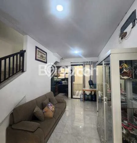 Rumah Cantik Siap Huni Di Sindang Jaya Luas 90m2 Aman Rumah Cantik Siap Huni Di Sindang Jaya Luas 90m2 Aman