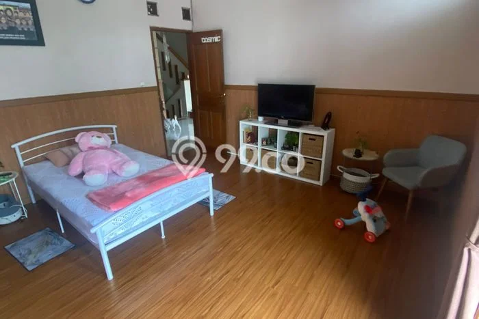 Rumah Modern 7 KT LT 168m2 di Bandung Timur Rumah Modern 7 KT LT 168m2 di Bandung Timur
