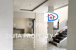 Rumah Luxury Modern Siap Huni di Kota Wisata Jakarta Timur Rumah Luxury Modern Siap Huni di Kota Wisata Jakarta Timur
