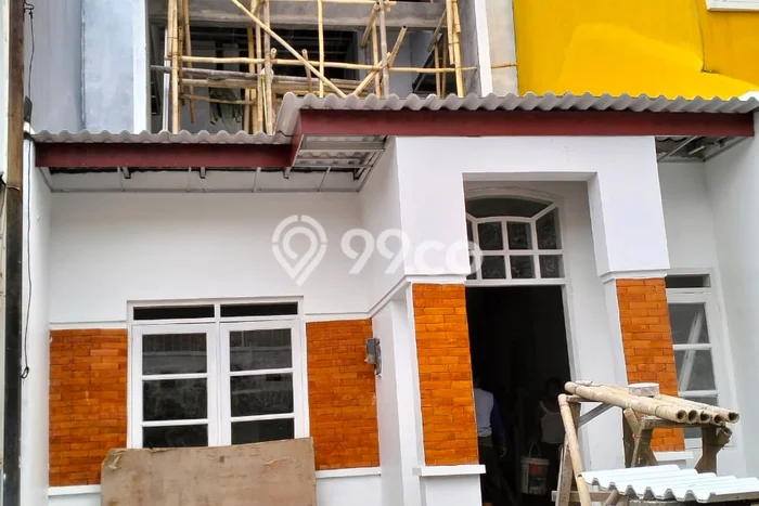 Dijual Rumah Eksklusif 4 KT di Kota Wisata, Jakarta Timur Dijual Rumah Eksklusif 4 KT di Kota Wisata, Jakarta Timur