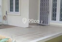 Disewakan! Rumah 2 Kamar Tidur &
2 Kamar Mandi di Raffles Hills, Jakarta Timur Disewakan! Rumah 2 Kamar Tidur &
2 Kamar Mandi di Raffles Hills, Jakarta Timur