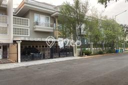 Dijual Hunian Mewah dengan Fasilitas Sekitar Komplit di Kelapa Gading, Jakarta Utara Dijual Hunian Mewah dengan Fasilitas Sekitar Komplit di Kelapa Gading, Jakarta Utara