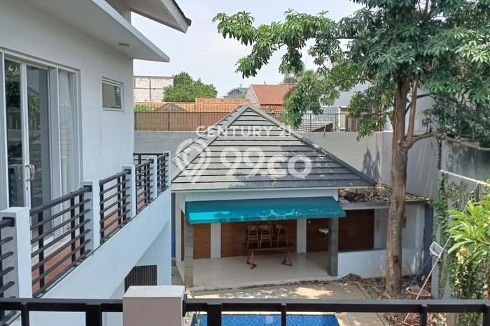 Disewakan! Rumah 6 Kamar Tidur &
5 Kamar Mandi di Bintaro, Tangerang Selatan Disewakan! Rumah 6 Kamar Tidur &
5 Kamar Mandi di Bintaro, Tangerang Selatan