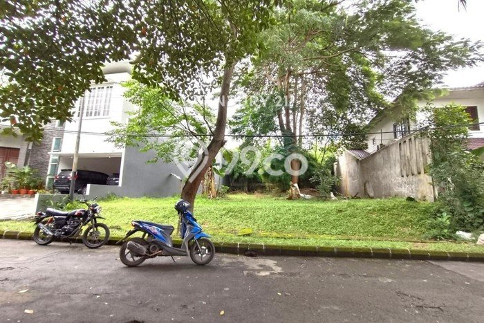 Tanah Dijual Area Strategis di Bintaro Tangerang Selatan 373m2 Tanah Dijual Area Strategis di Bintaro Tangerang Selatan 373m2