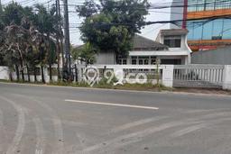For Sale Rumah Mewah Exclusive di Cakung, Jakarta Timur For Sale Rumah Mewah Exclusive di Cakung, Jakarta Timur