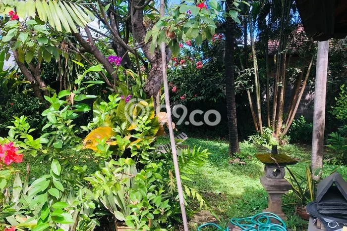 DIJUAL! Vila Kawasan , Luas 520m2m², Lokasi Premium DIJUAL! Vila Kawasan , Luas 520m2m², Lokasi Premium