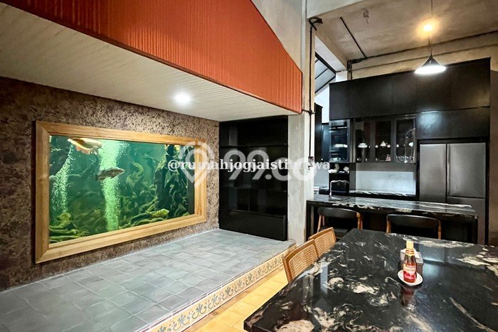 Siap Huni Rumah Mewah 5 Kamar di Gamping Dekat ke Mana Saja Siap Huni Rumah Mewah 5 Kamar di Gamping Dekat ke Mana Saja