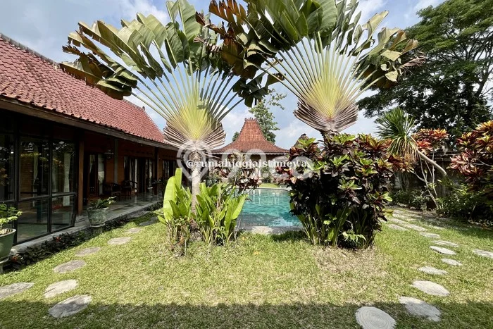 Rumah Eksklusif Siap Huni LT 1200m2 di Ngemplak, Sleman Rumah Eksklusif Siap Huni LT 1200m2 di Ngemplak, Sleman
