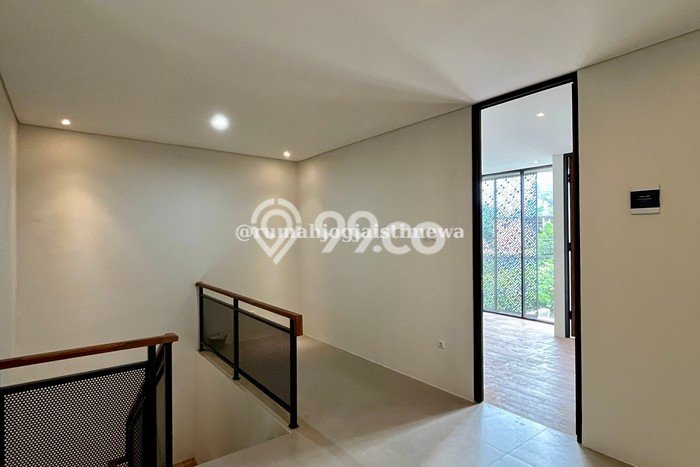 Rumah Modern Minimalis 3 KT Bisa Langsung Pindah di Ngemplak Rumah Modern Minimalis 3 KT Bisa Langsung Pindah di Ngemplak