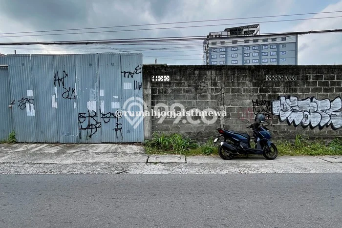 Jual Tanah Area Potensial Kawasan , Luas 1400m2m², Akses Transportasi Jual Tanah Area Potensial Kawasan , Luas 1400m2m², Akses Transportasi
