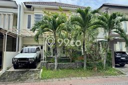 For Sale! Luxury House LT 180m2 Desain Modern di Surabaya Kota For Sale! Luxury House LT 180m2 Desain Modern di Surabaya Kota