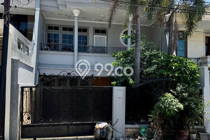 LOKASI STRATEGIS! Rumah kawasan Dukuh Pakis, Akses ke Tol, 3 KM, LT 158m2m² Bangunan 250m2m² LOKASI STRATEGIS! Rumah kawasan Dukuh Pakis, Akses ke Tol, 3 KM, LT 158m2m² Bangunan 250m2m²