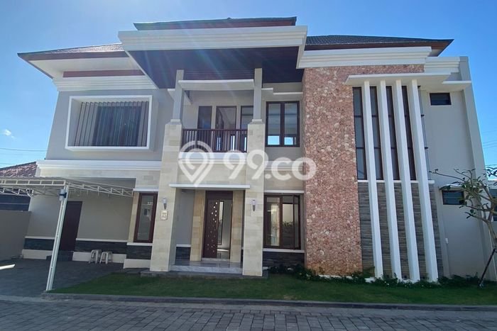 Rumah Luxury Modern Tanpa Renovasi di Kesiman Denpasar Rumah Luxury Modern Tanpa Renovasi di Kesiman Denpasar