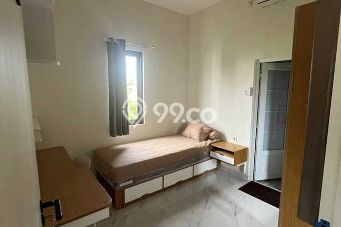 Dijual Segera Rumah Kost di Soekarno Hatta, Malang 18 Kamar Dijual Segera Rumah Kost di Soekarno Hatta, Malang 18 Kamar