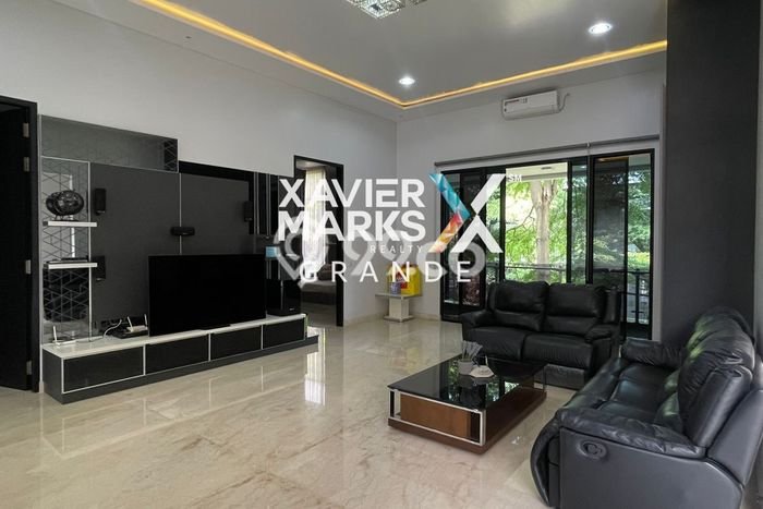 For Sale! Luxury House LT 525m2 Desain Modern di Arjosari For Sale! Luxury House LT 525m2 Desain Modern di Arjosari