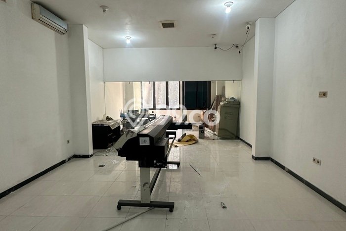 Ruko Dijual di Oebobo LT 177m2, LB 363m2 Solusi Investasi Cerdas Ruko Dijual di Oebobo LT 177m2, LB 363m2 Solusi Investasi Cerdas