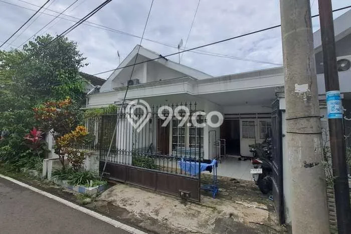 Rumah Luas Asri 3 KT Siap Huni di Tidar Malang Rumah Luas Asri 3 KT Siap Huni di Tidar Malang