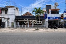 Unit Komersial disewakan di Banjarsari Solo dengan LT 360m2 / LB 300m2 Unit Komersial disewakan di Banjarsari Solo dengan LT 360m2 / LB 300m2