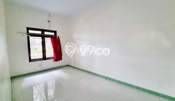 Lokasi strategis! Rumah siap huni dikontrakkan di mojosongo LB 150m2 Lokasi strategis! Rumah siap huni dikontrakkan di mojosongo LB 150m2