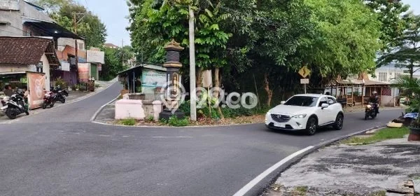 Tanah Disewakan Lokasi Surakarta Seluas 1160m2 Strategis dan Aman Tanah Disewakan Lokasi Surakarta Seluas 1160m2 Strategis dan Aman