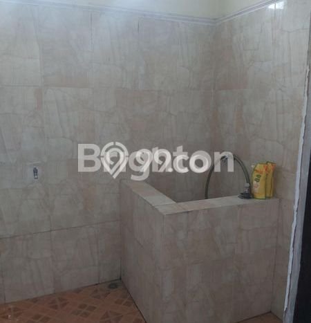 HARGA TERBAIK! Rumah area Banyuanyar, 5 KM, Lingkungan Asri, Luas 377m2m² Bangunan 650m2m² HARGA TERBAIK! Rumah area Banyuanyar, 5 KM, Lingkungan Asri, Luas 377m2m² Bangunan 650m2m²