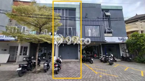 Ruko disewakan di Denpasar Utara Denpasar dengan luas bangunan 202m2 Ruko disewakan di Denpasar Utara Denpasar dengan luas bangunan 202m2