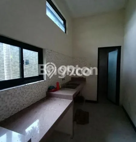 Area Strategis! Disewakan Ruko Lokasi Magelang Tengah, Magelang Cocok untuk Bisnis Area Strategis! Disewakan Ruko Lokasi Magelang Tengah, Magelang Cocok untuk Bisnis