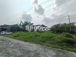 Kavling Tanah di Banjarsari Dijual Luas 353m2 Legalitas SHM Kavling Tanah di Banjarsari Dijual Luas 353m2 Legalitas SHM