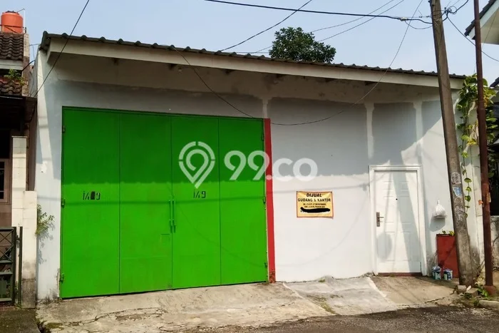 Area Ramai! Gudang Dijual di BSD untuk Bisnis Luas Bangunan 136m2 Area Ramai! Gudang Dijual di BSD untuk Bisnis Luas Bangunan 136m2