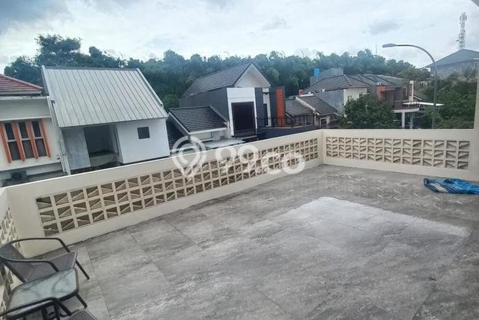 For Sale Rumah Mewah Exclusive di BSD, Tangerang Selatan For Sale Rumah Mewah Exclusive di BSD, Tangerang Selatan