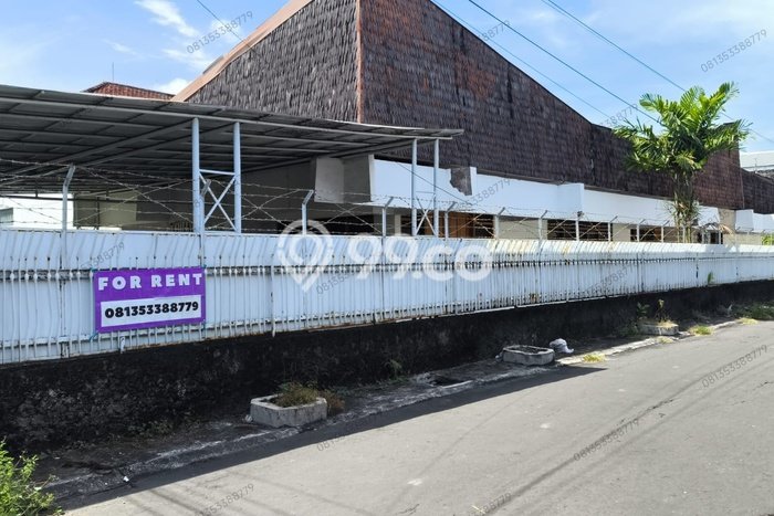 BEST PRICE! Rumah di Denpasar Utara, Dekat Pusat Kota, 1 KT, LT 980m² Bangunan 550m² BEST PRICE! Rumah di Denpasar Utara, Dekat Pusat Kota, 1 KT, LT 980m² Bangunan 550m²