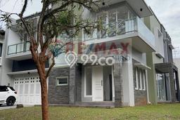 Hunian Mewah LB 360m2 Siap Huni Desain Elegan di BSD, Tangerang Hunian Mewah LB 360m2 Siap Huni Desain Elegan di BSD, Tangerang