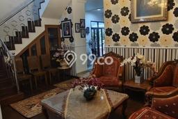 Rumah Elit LB 300m2 Siap Pakai Desain Elegan di Jatibening, Bekasi Rumah Elit LB 300m2 Siap Pakai Desain Elegan di Jatibening, Bekasi