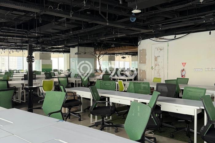 Unit Kantor Tersedia di Kuningan Spesifikasi LB 3200m2 Unit Kantor Tersedia di Kuningan Spesifikasi LB 3200m2