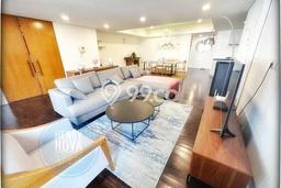Apartemen Lokasi Strategis Kawasan Setiabudi, 3 KT, Luas 375m², Fasilitas Terbaik Apartemen Lokasi Strategis Kawasan Setiabudi, 3 KT, Luas 375m², Fasilitas Terbaik