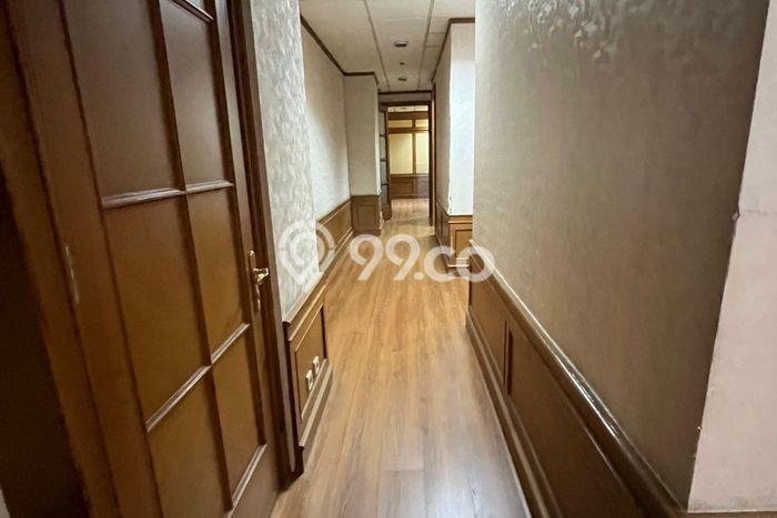 Unit Kantor Tersedia di Sudirman Spesifikasi LB 250m2 Unit Kantor Tersedia di Sudirman Spesifikasi LB 250m2
