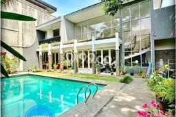 BEST OFFER! Rumah Untuk Investasi di Ampera, LT 679m² LB 600m² BEST OFFER! Rumah Untuk Investasi di Ampera, LT 679m² LB 600m²