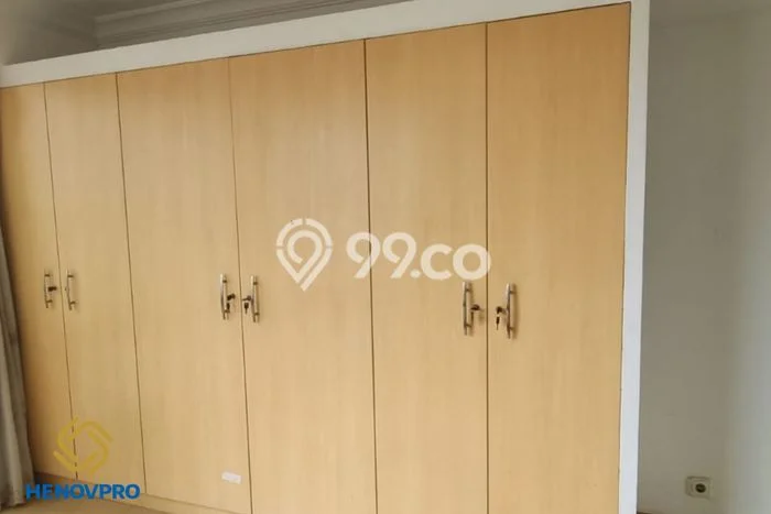 Apartemen Minimalis untuk Disewa, 4 Kamar di Jakarta Barat Apartemen Minimalis untuk Disewa, 4 Kamar di Jakarta Barat