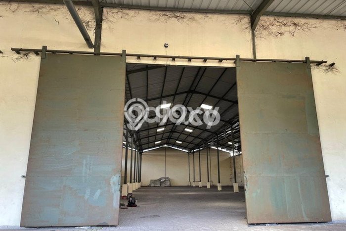 FOR SALE! Gudang di Tandes Surabaya, LT 1800m2, LB 1440m2 FOR SALE! Gudang di Tandes Surabaya, LT 1800m2, LB 1440m2