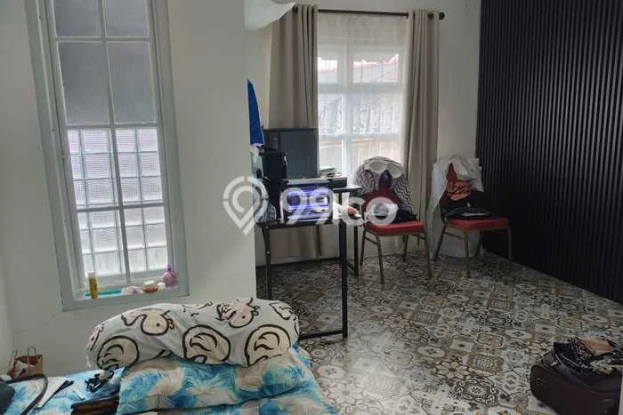 Hunian Nyaman Asri 5 KT Siap Pakai di Taman Palem Jakarta Barat Hunian Nyaman Asri 5 KT Siap Pakai di Taman Palem Jakarta Barat