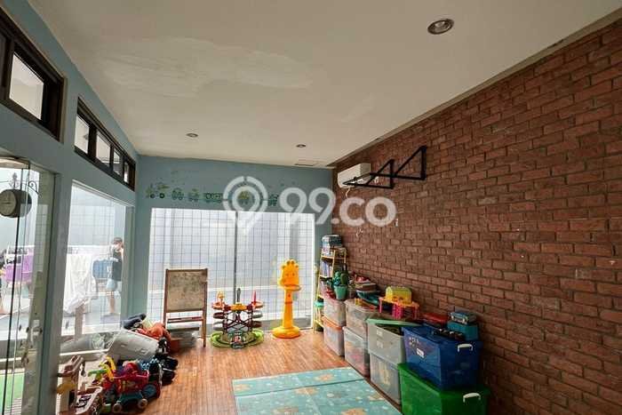 Ready to Use! Premium House LT 325m2 Desain Modern di BSD City Ready to Use! Premium House LT 325m2 Desain Modern di BSD City