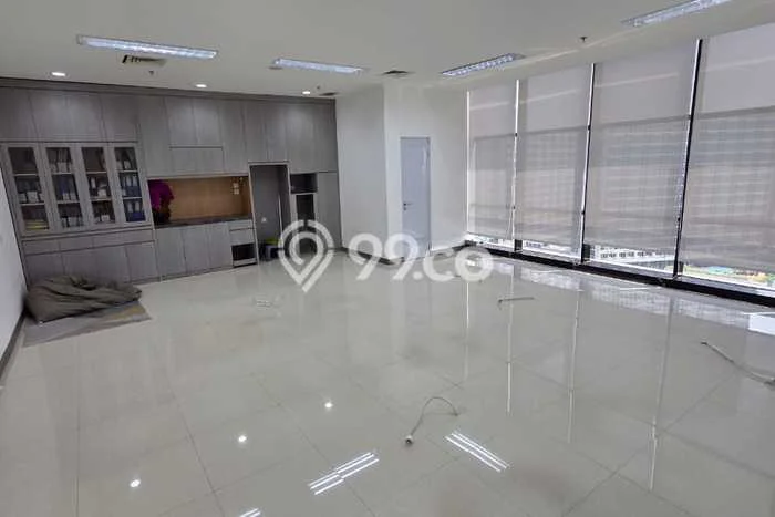 Kantor untuk Disewa di Pusat Tangerang Luas Bangunan 136m2 Kantor untuk Disewa di Pusat Tangerang Luas Bangunan 136m2